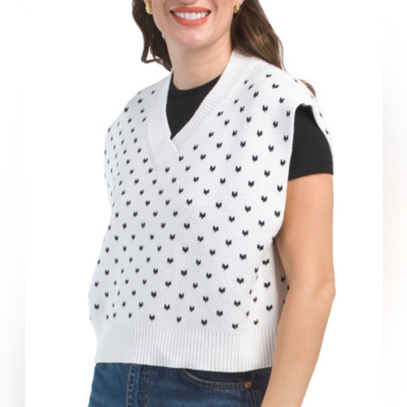 FREE PEOPLE Easy Street White & Black Cropped Sweater Vest. Women’s size medium. - Picture 1 of 7
